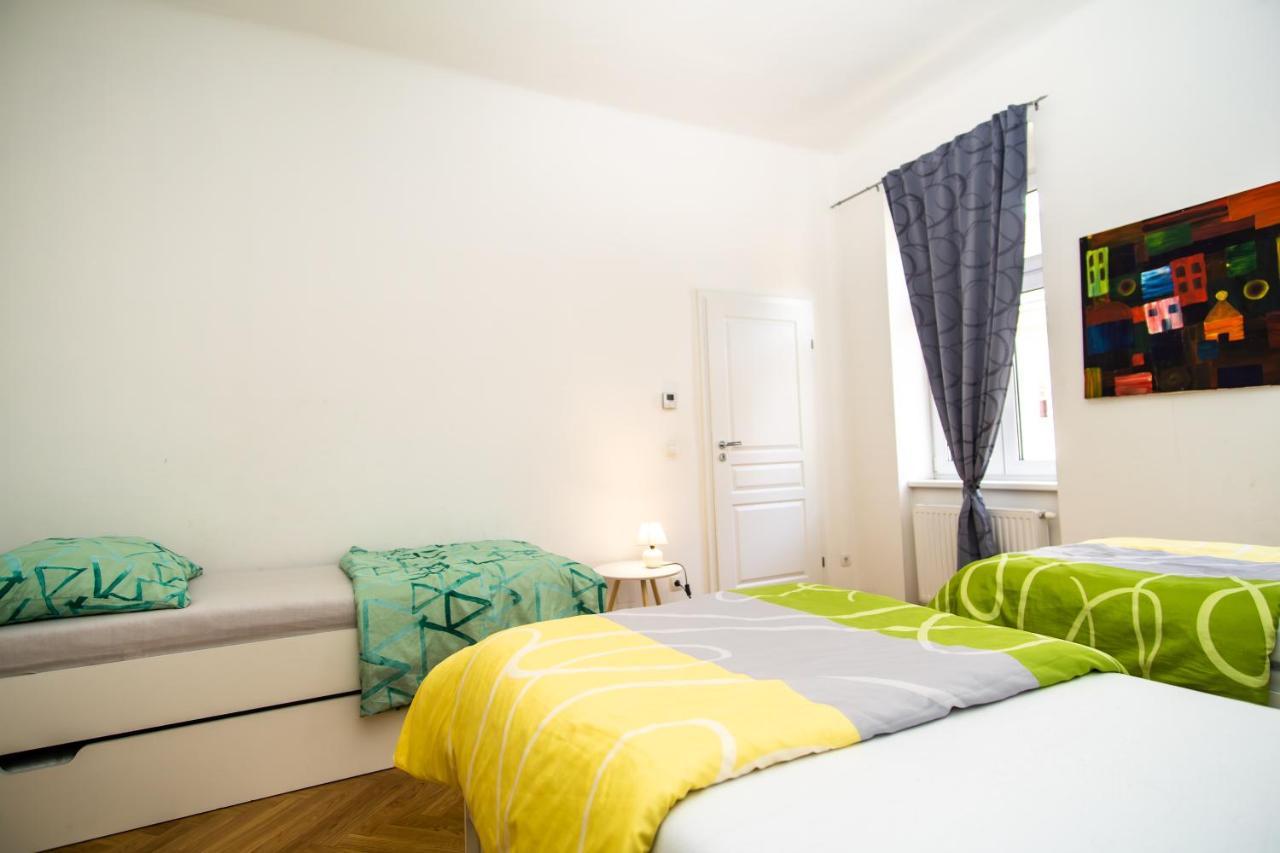 Raimond Ottakring 22 * Viena