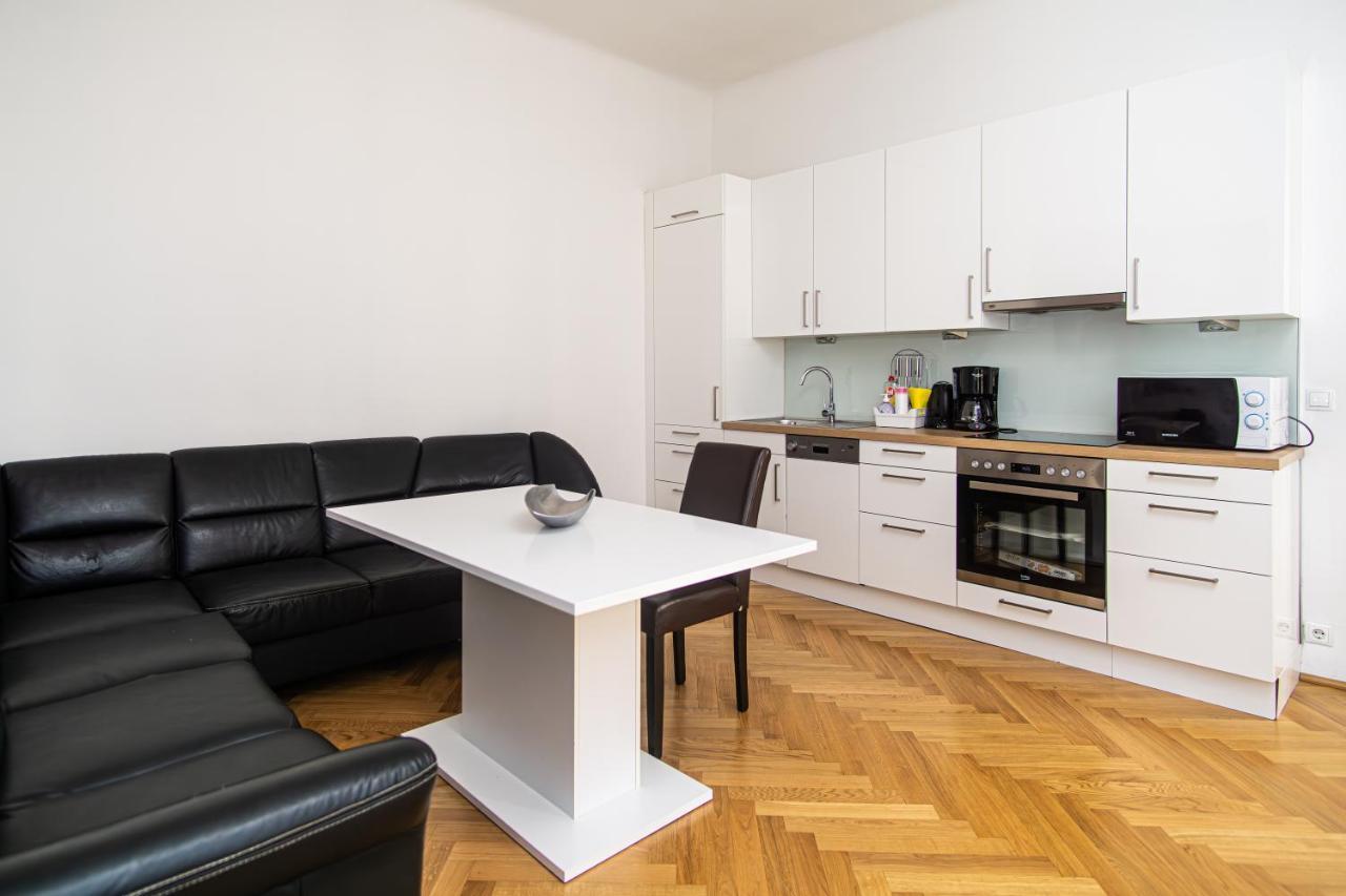Appartement Raimond Ottakring 22 Wenen